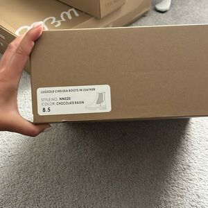 Madewell “Wyckoff” Chelsea Lugsole Boot